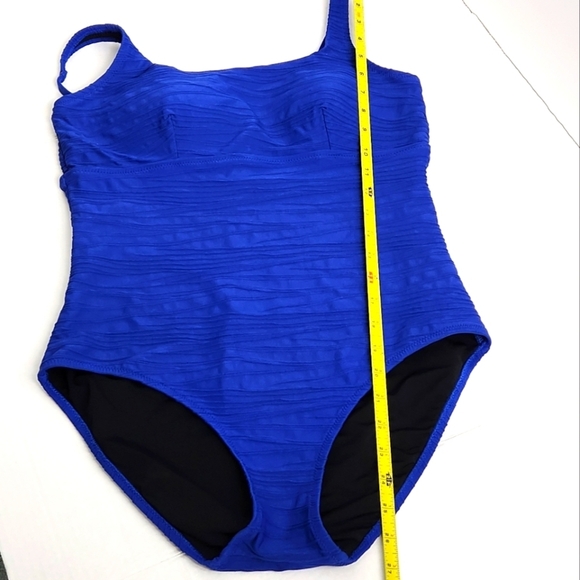 Lands' End V3403 One-Piece Navy Blue Padded Swimsuit Size 10 - Picture 11 of 11